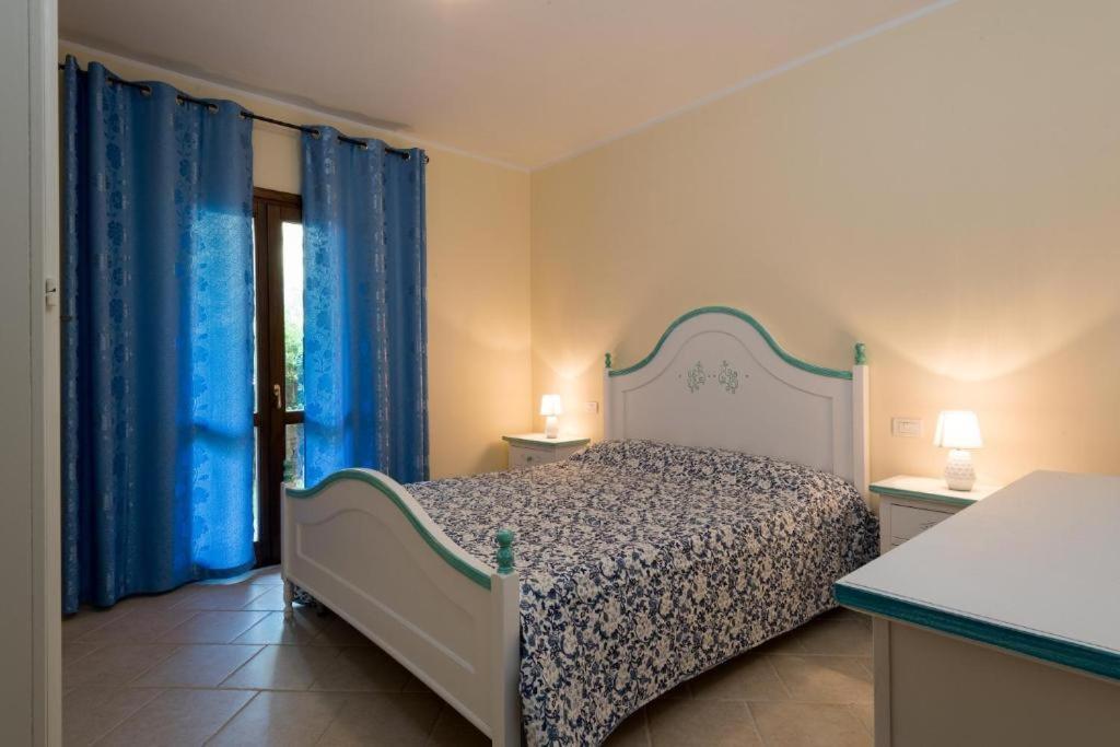 Le Perle Di Golfo Aranci Villa Exteriör bild