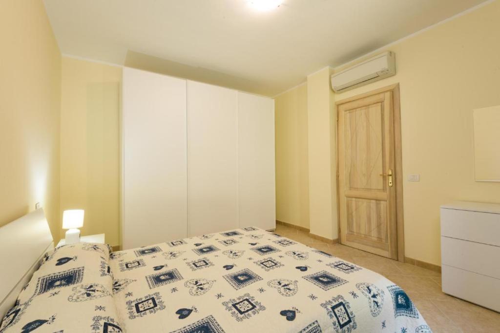 Le Perle Di Golfo Aranci Villa Exteriör bild